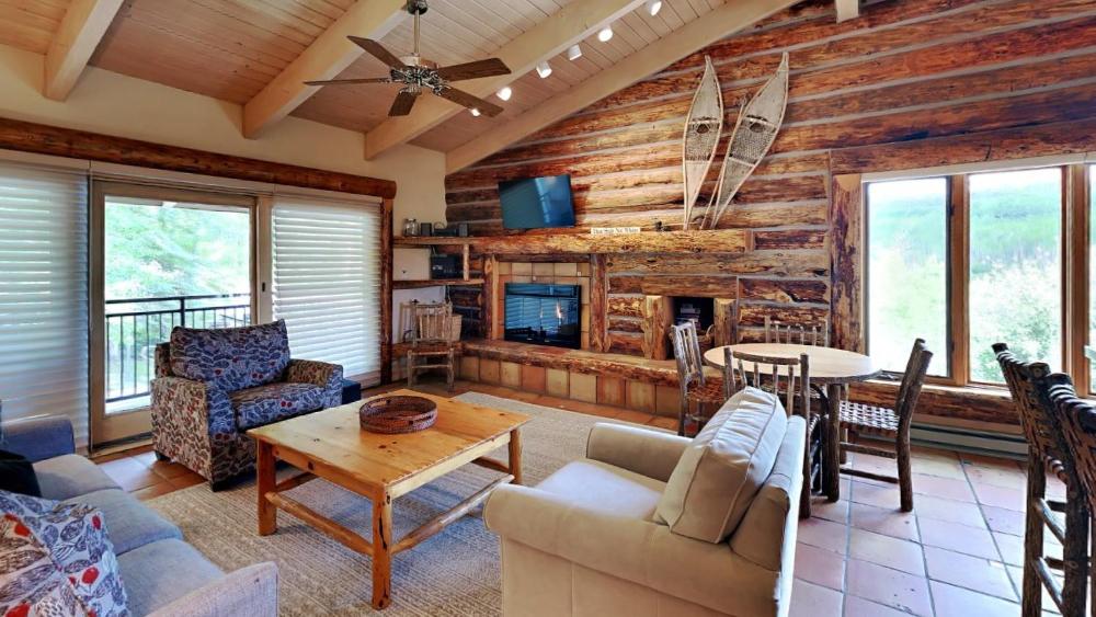 Timberline Condominiums 2 Bedroom plus Loft 2 Bath Deluxe Unit A3E